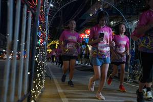 BIB: 19028, 18678, 19029
                            <button type="button" onclick="openModal(24677082)" class="btn btn-primary btn-sm float-right btn-popup" data-toggle="modal" data-target=".modal-high-quality">
                        <i class="fas fa-shopping-cart"></i> Add to Cart
                    </button>
                                            <button type="button" onclick="isThisMe(24677082, true)" class="btn btn-success btn-sm float-right btn-popup btn-isme hidden" data-toggle="tooltip" data-placement="bottom" title="นี่คือรูปของคุณใช่ไหม คลิกที่นี่เพื่อเอาเข้าอัลบั้ม">
                        <i class="fas fa-plus"></i> Add to album
                    </button>
                    <button type="button" onclick="isThisMe(24677082, false)" class="btn btn-warning btn-sm float-right btn-popup btn-isnotme hidden">
                        <i class="fas fa-ban"></i> Remove from album
                    </button>